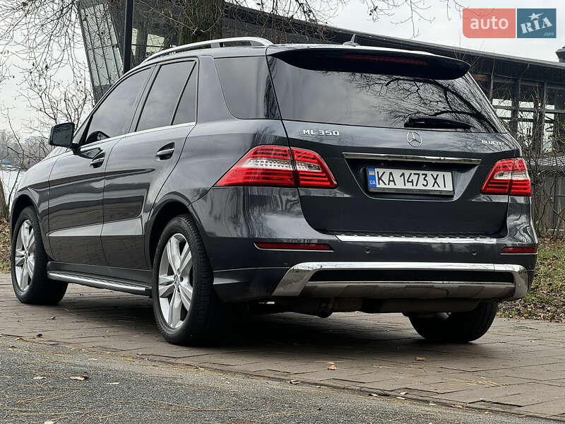 Внедорожник / Кроссовер Mercedes-Benz M-Class 2013 в Киеве