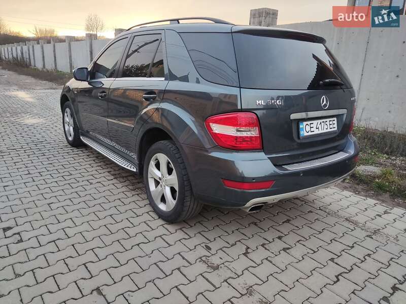 Внедорожник / Кроссовер Mercedes-Benz M-Class 2010 в Черновцах фото 6 Внедорожник / Кроссовер Mercedes-Benz M-Class 2010 в Черновцах