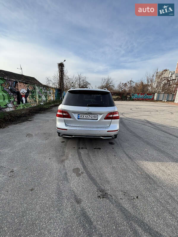Внедорожник / Кроссовер Mercedes-Benz M-Class 2013 в Харькове