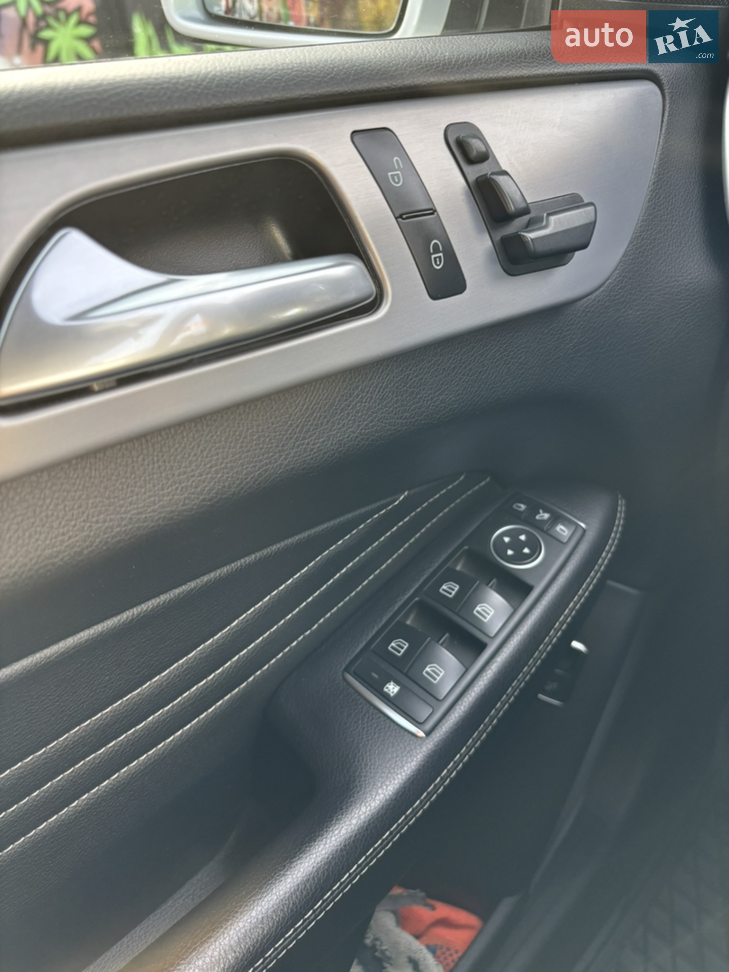 2013 Mercedes-Benz M-klasse - мініатюра 28
