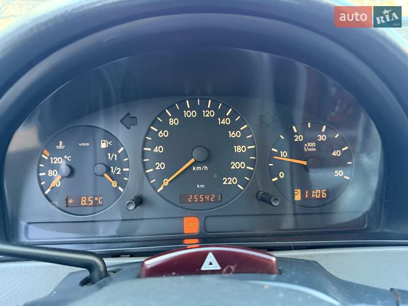 Внедорожник / Кроссовер Mercedes-Benz M-Class 2001 в Никополе