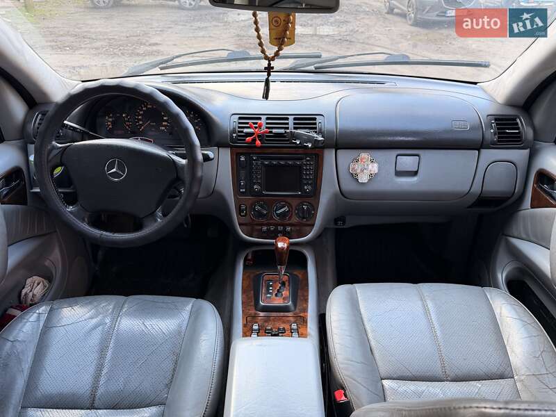 Внедорожник / Кроссовер Mercedes-Benz M-Class 2001 в Никополе
