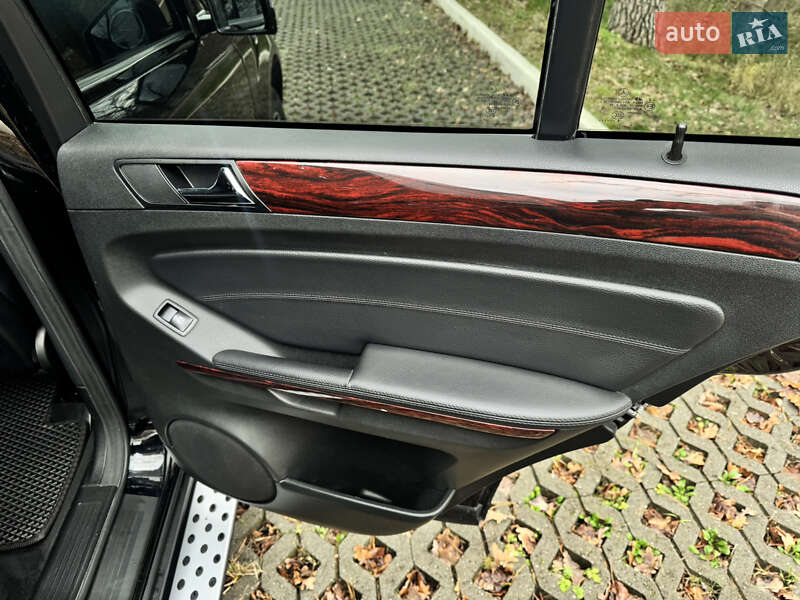 Внедорожник / Кроссовер Mercedes-Benz M-Class 2008 в Буче