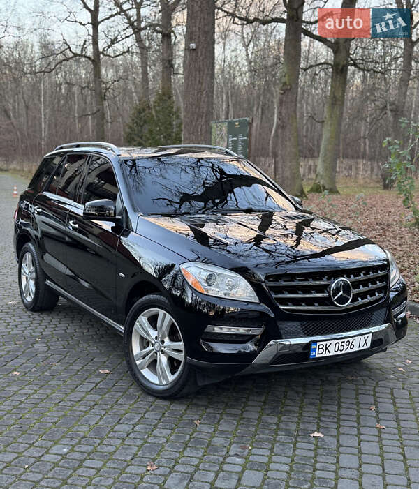 Внедорожник / Кроссовер Mercedes-Benz M-Class 2012 в Львове