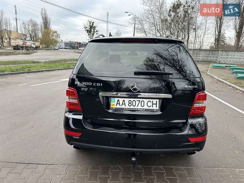 Позашляховик / Кросовер Mercedes-Benz M-Class 2011 в Києві фото 8 Позашляховик / Кросовер Mercedes-Benz M-Class 2011 в Києві
