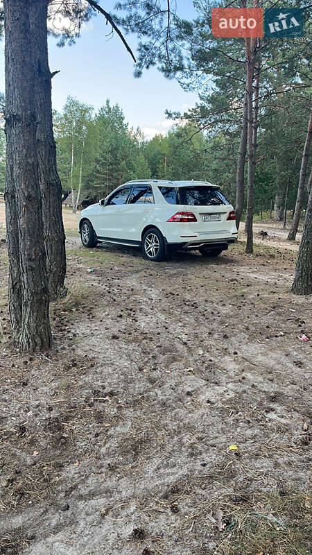 Внедорожник / Кроссовер Mercedes-Benz M-Class 2013 в Камне-Каширском фото 20 Внедорожник / Кроссовер Mercedes-Benz M-Class 2013 в Камне-Каширском