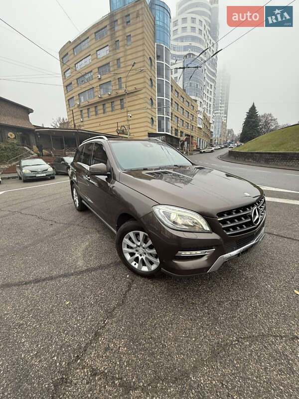 Внедорожник / Кроссовер Mercedes-Benz M-Class 2013 в Днепре