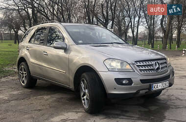 Внедорожник / Кроссовер Mercedes-Benz M-Class 2006 в Павлограде