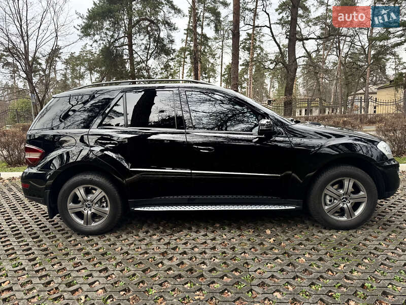 Внедорожник / Кроссовер Mercedes-Benz M-Class 2008 в Буче