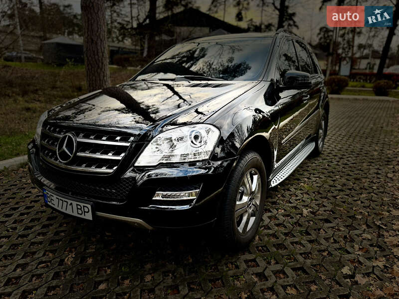 Внедорожник / Кроссовер Mercedes-Benz M-Class 2008 в Буче