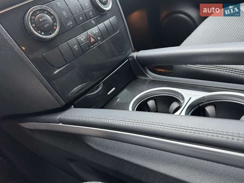 Позашляховик / Кросовер Mercedes-Benz M-Class 2011 в Києві фото 24 Позашляховик / Кросовер Mercedes-Benz M-Class 2011 в Києві