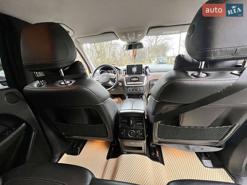 Позашляховик / Кросовер Mercedes-Benz M-Class 2014 в Києві