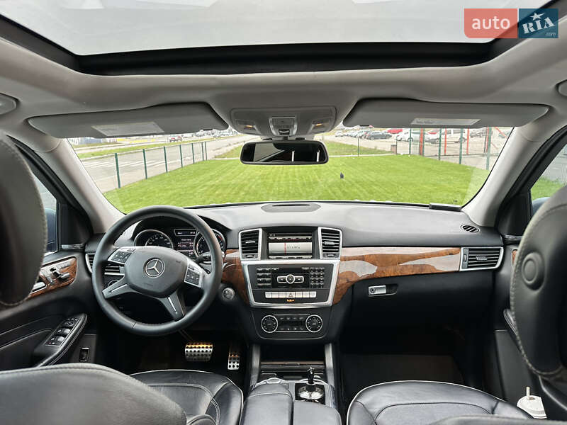 Внедорожник / Кроссовер Mercedes-Benz M-Class 2013 в Киеве