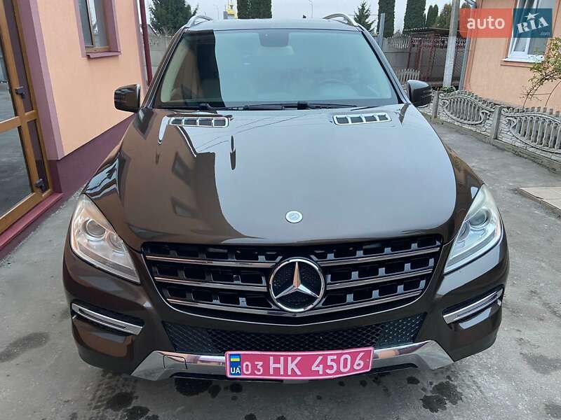 Внедорожник / Кроссовер Mercedes-Benz M-Class 2012 в Дубно