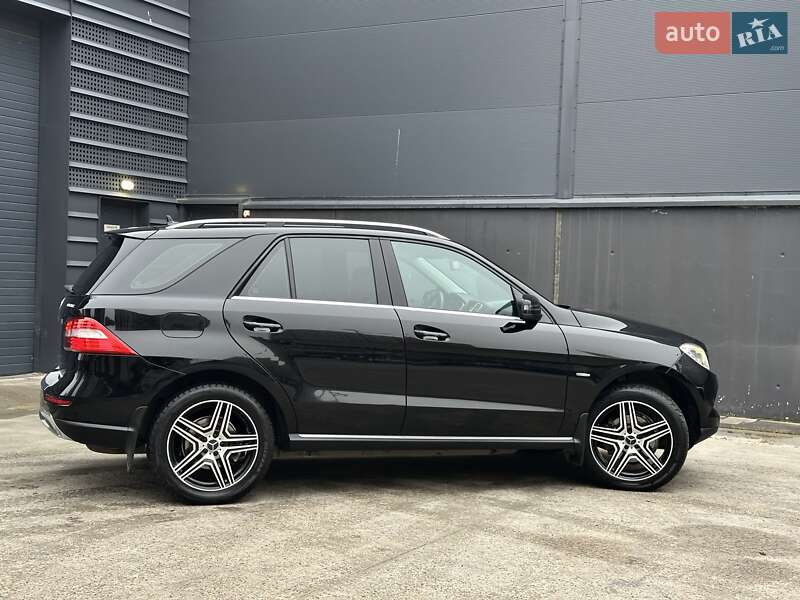 Позашляховик / Кросовер Mercedes-Benz M-Class 2012 в Києві фото 19 Позашляховик / Кросовер Mercedes-Benz M-Class 2012 в Києві