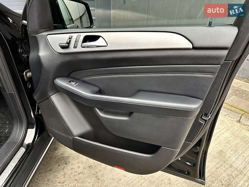 Позашляховик / Кросовер Mercedes-Benz M-Class 2012 в Києві фото 45 Позашляховик / Кросовер Mercedes-Benz M-Class 2012 в Києві