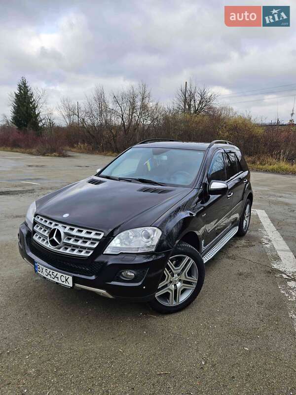 Позашляховик / Кросовер Mercedes-Benz M-Class 2009 в Хмельницькому