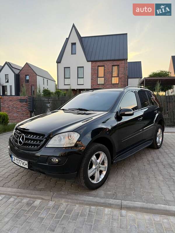 Позашляховик / Кросовер Mercedes-Benz M-Class 2006 в Умані фото 6 Позашляховик / Кросовер Mercedes-Benz M-Class 2006 в Умані