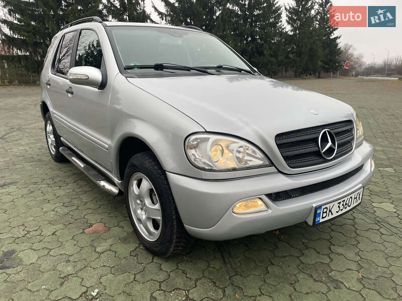 Внедорожник / Кроссовер Mercedes-Benz M-Class 2003 в Дубно