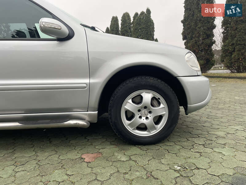 Внедорожник / Кроссовер Mercedes-Benz M-Class 2003 в Дубно