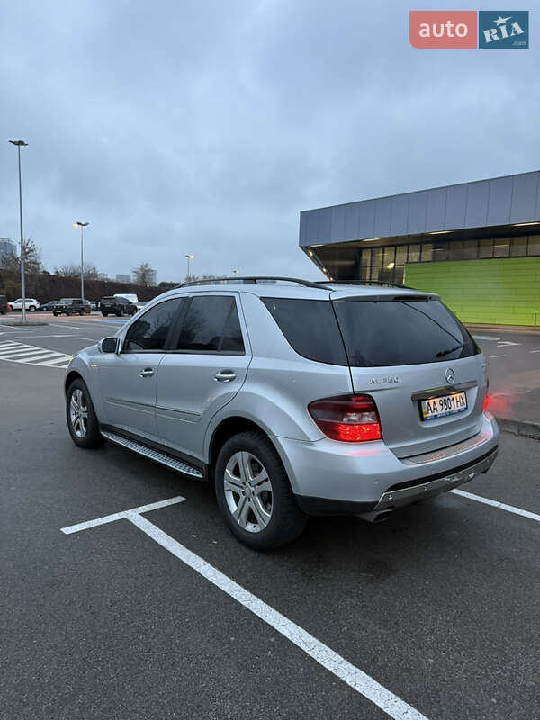 Позашляховик / Кросовер Mercedes-Benz M-Class 2008 в Києві