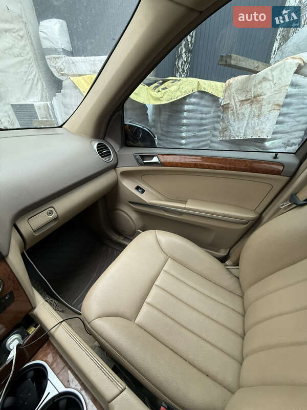 Внедорожник / Кроссовер Mercedes-Benz M-Class 2008 в Киеве