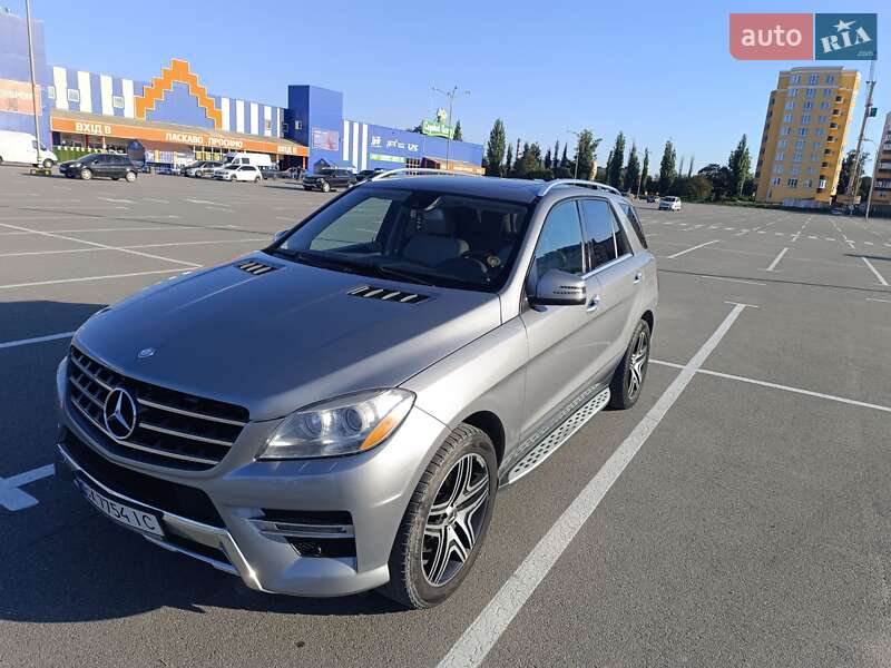 Внедорожник / Кроссовер Mercedes-Benz M-Class 2015 в Каменец-Подольском