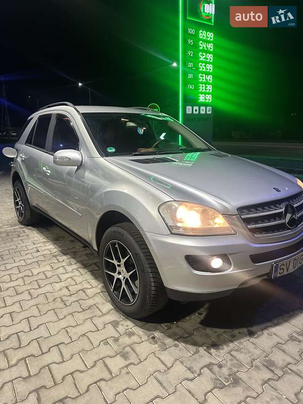 Внедорожник / Кроссовер Mercedes-Benz M-Class 2006 в Виннице