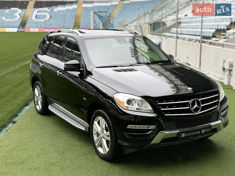 Позашляховик / Кросовер Mercedes-Benz M-Class 2012 в Одесі