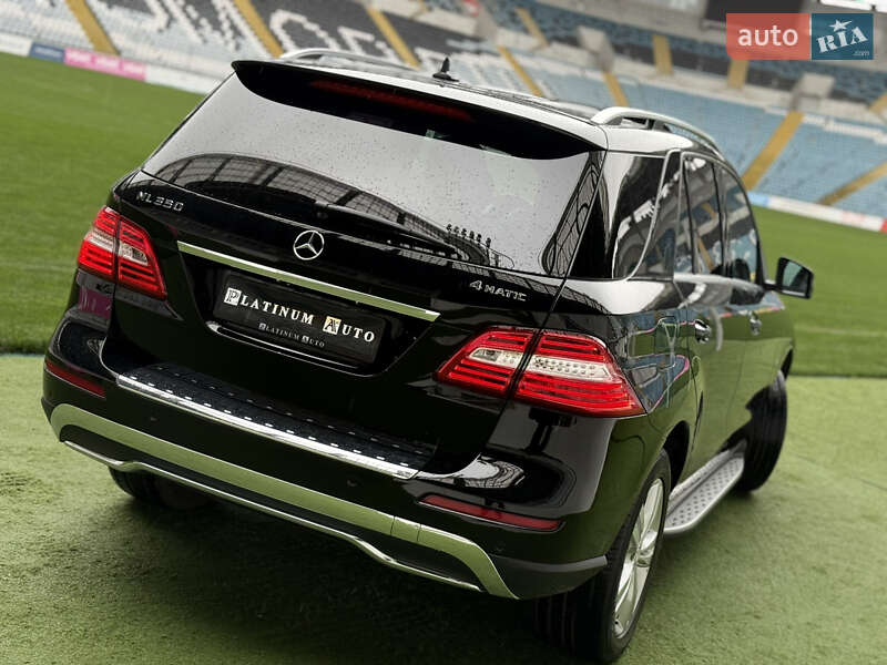 Позашляховик / Кросовер Mercedes-Benz M-Class 2012 в Одесі