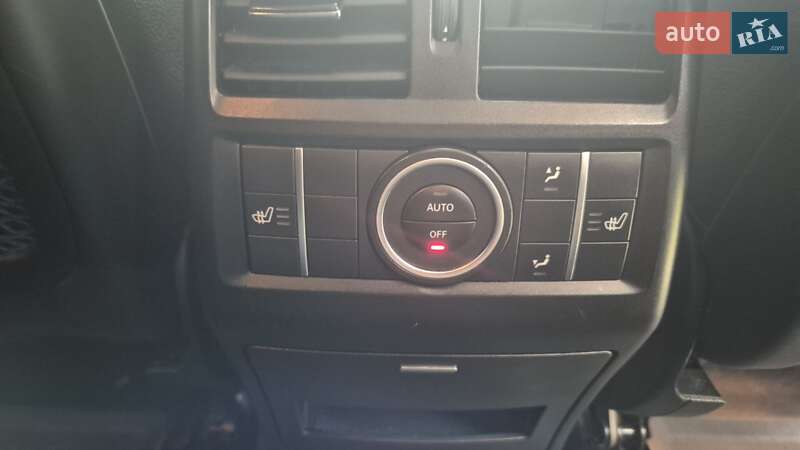 Позашляховик / Кросовер Mercedes-Benz M-Class 2015 в Полтаві фото 14 Позашляховик / Кросовер Mercedes-Benz M-Class 2015 в Полтаві