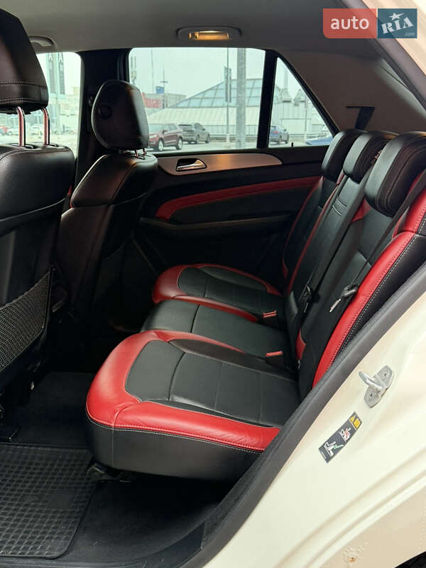 Позашляховик / Кросовер Mercedes-Benz M-Class 2013 в Києві