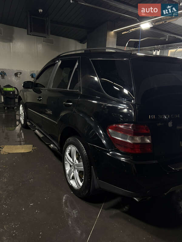 Внедорожник / Кроссовер Mercedes-Benz M-Class 2007 в Одессе