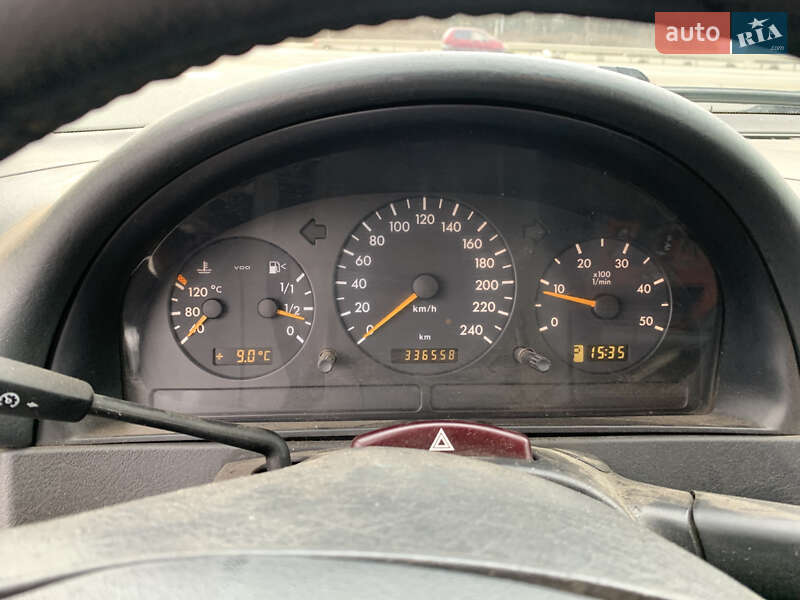 Внедорожник / Кроссовер Mercedes-Benz M-Class 2002 в Черновцах