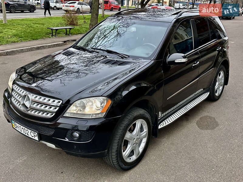 Позашляховик / Кросовер Mercedes-Benz M-Class 2008 в Одесі