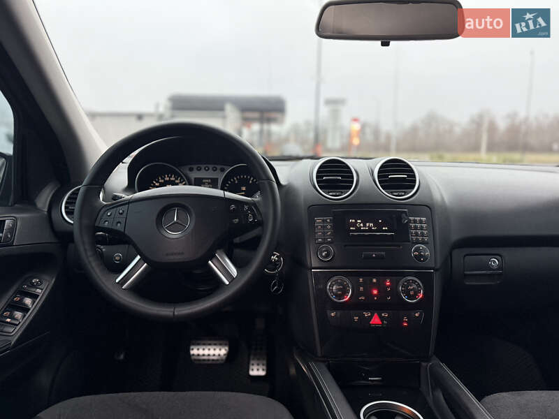 Позашляховик / Кросовер Mercedes-Benz M-Class 2007 в Чернівцях фото 43 Позашляховик / Кросовер Mercedes-Benz M-Class 2007 в Чернівцях