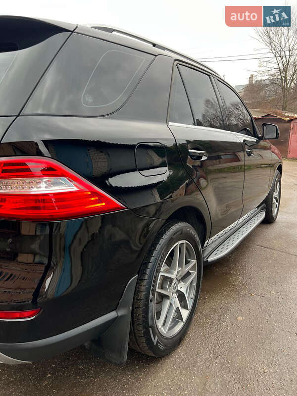 Позашляховик / Кросовер Mercedes-Benz M-Class 2015 в Харкові фото 9 Позашляховик / Кросовер Mercedes-Benz M-Class 2015 в Харкові