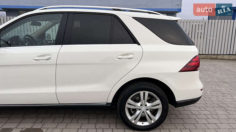 Внедорожник / Кроссовер Mercedes-Benz M-Class 2012 в Львове
