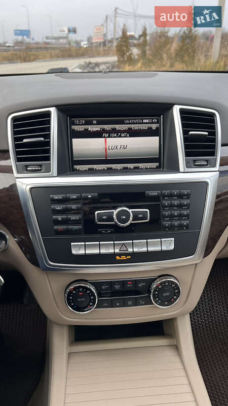 Внедорожник / Кроссовер Mercedes-Benz M-Class 2012 в Львове