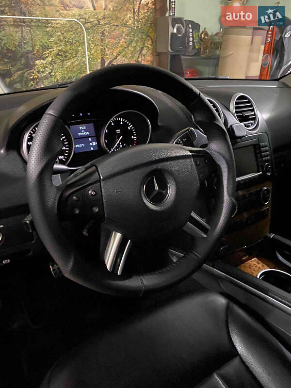 Внедорожник / Кроссовер Mercedes-Benz M-Class 2008 в Хмельницком