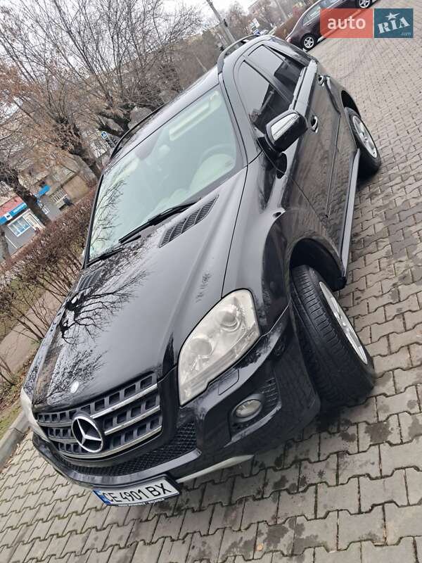 Позашляховик / Кросовер Mercedes-Benz M-Class 2009 в Чернівцях фото 13 Позашляховик / Кросовер Mercedes-Benz M-Class 2009 в Чернівцях