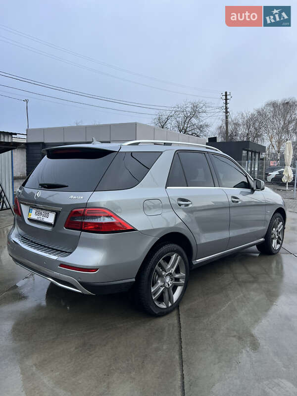 Внедорожник / Кроссовер Mercedes-Benz M-Class 2012 в Белой Церкви фото 12 Внедорожник / Кроссовер Mercedes-Benz M-Class 2012 в Белой Церкви