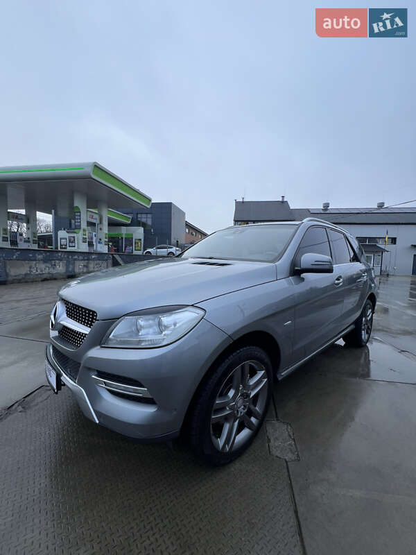 Внедорожник / Кроссовер Mercedes-Benz M-Class 2012 в Белой Церкви фото 36 Внедорожник / Кроссовер Mercedes-Benz M-Class 2012 в Белой Церкви