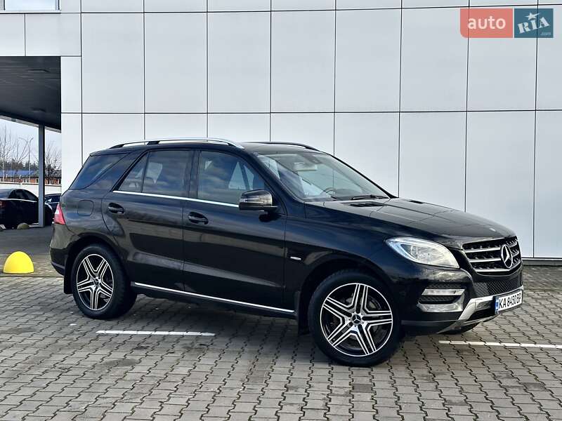 Внедорожник / Кроссовер Mercedes-Benz M-Class 2012 в Киеве фото 6 Внедорожник / Кроссовер Mercedes-Benz M-Class 2012 в Киеве