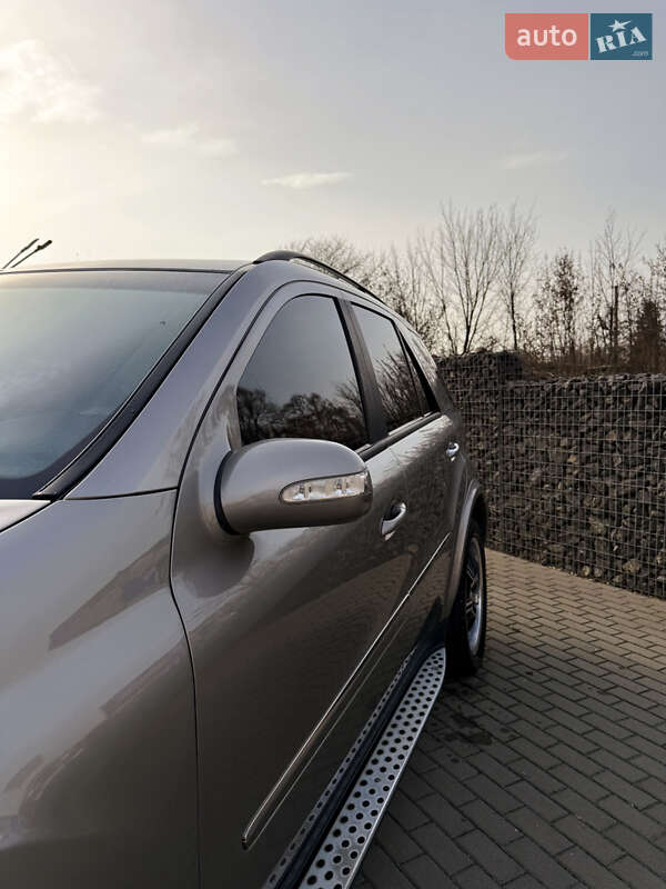 Внедорожник / Кроссовер Mercedes-Benz M-Class 2006 в Ивано-Франковске фото 7 Внедорожник / Кроссовер Mercedes-Benz M-Class 2006 в Ивано-Франковске
