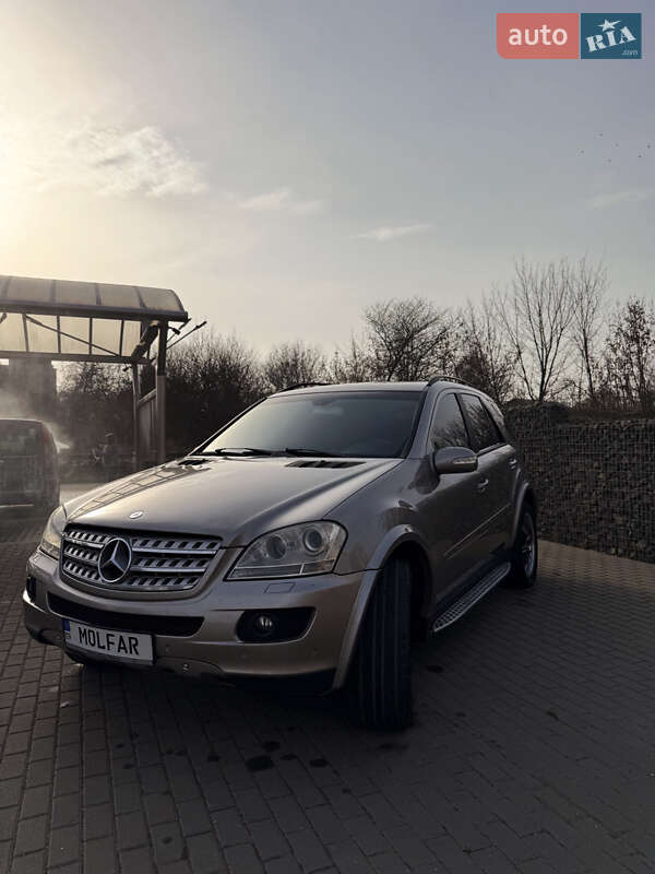 Внедорожник / Кроссовер Mercedes-Benz M-Class 2006 в Ивано-Франковске фото 26 Внедорожник / Кроссовер Mercedes-Benz M-Class 2006 в Ивано-Франковске