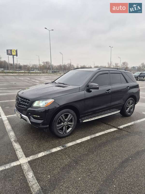 Mercedes-Benz M-Class 2015 Mercedes-Benz M-Class 2015