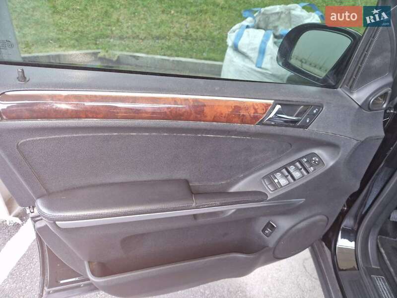 Внедорожник / Кроссовер Mercedes-Benz M-Class 2006 в Днепре