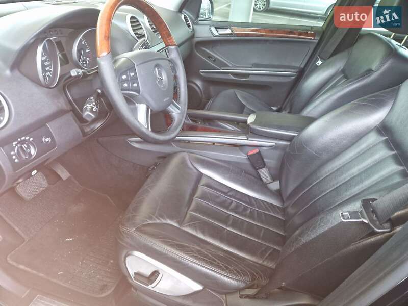 Внедорожник / Кроссовер Mercedes-Benz M-Class 2006 в Днепре