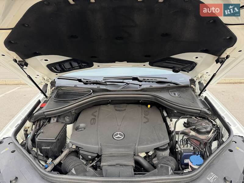 Внедорожник / Кроссовер Mercedes-Benz M-Class 2013 в Днепре фото 27 Внедорожник / Кроссовер Mercedes-Benz M-Class 2013 в Днепре